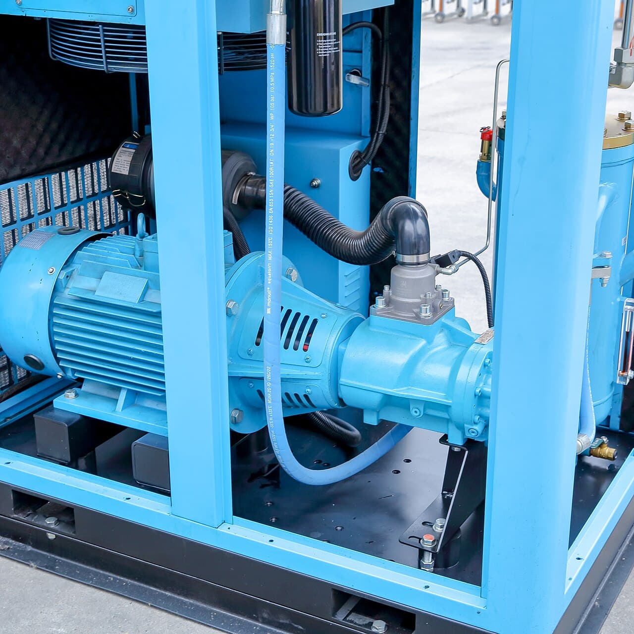 Screw air compressor equipment photo